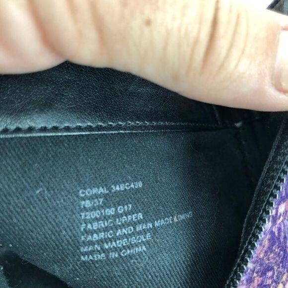 BCBGeneration Retro‎ 70's Glam GoGo Purple Velvet Asian Print Ankle Boots Sz 7 - Picture 3 of 10